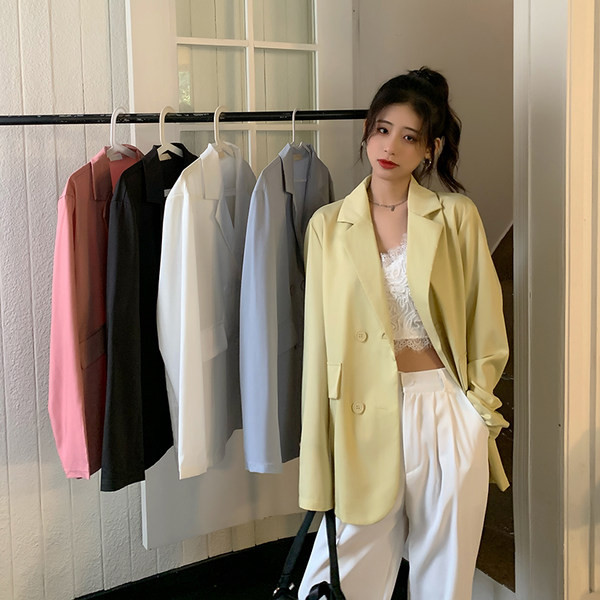 Besplatan model ženske jakne sa klasičnom kragnom