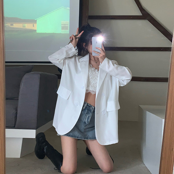 Besplatan model ženske jakne sa klasičnom kragnom