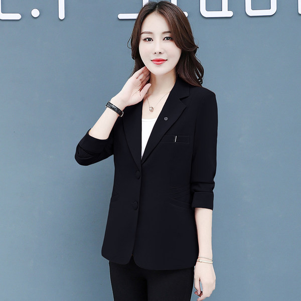 Novi model ženske pripijene jakne sa džepom