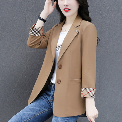 Moodne naiste nööpidega jakk