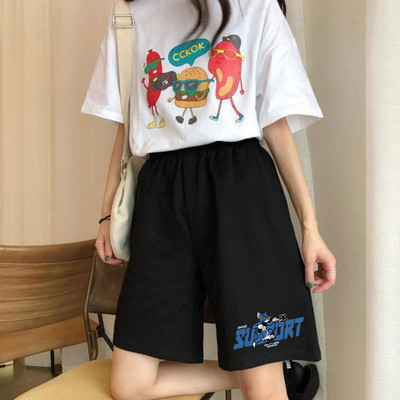 Дамски шорти с различни апликации