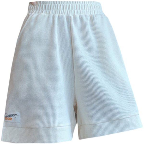 Φαρδύ μοντέλο γυναικείο σορτς με τσέπη και έμβλημα