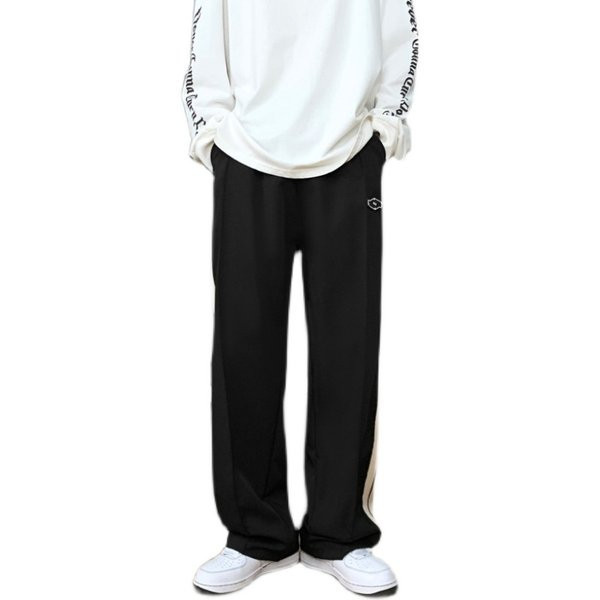 Lai ääristega naiste spordipükste mudel