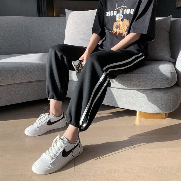 Γυναικεία αθλητικά εσώρουχα με μπορντούρα