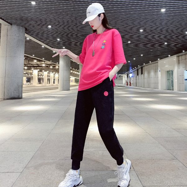 Γυναικείο αθλητικό παντελόνι με κέντημα