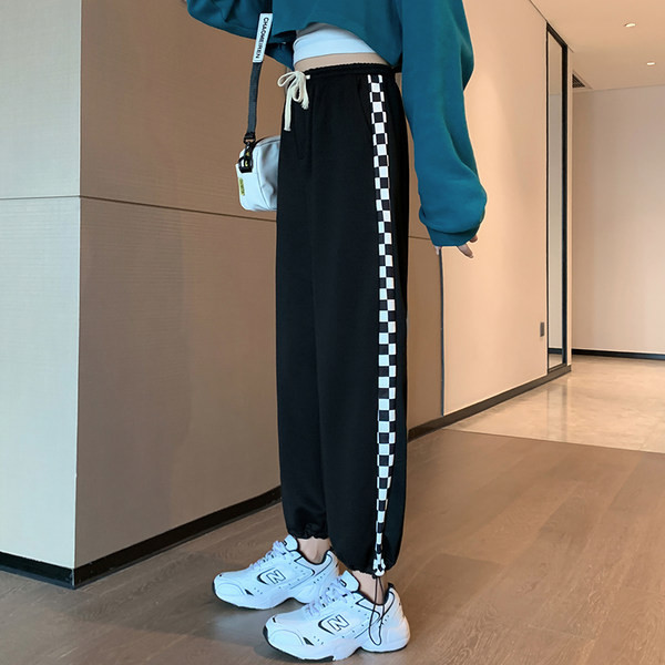 Γυναικεία αθλητικά εσώρουχα με μπορντούρα - γκρι και μαύρο χρώμα