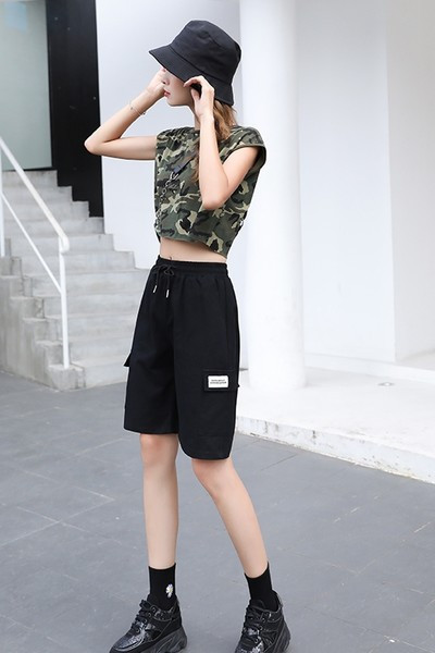 Casual γυναικείο παντελόνι 3/4 με τσέπες