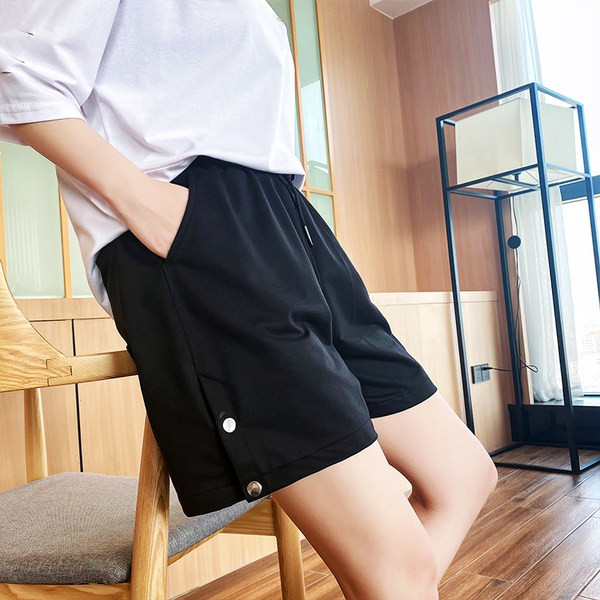 Casual παντελόνι με κέντημα και κουμπιά