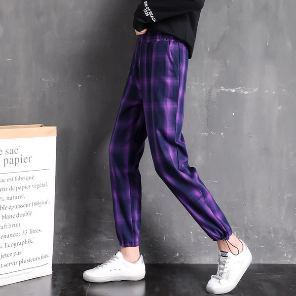 Γυναικείο καρό παντελόνι με επιγραφή και τσέπες