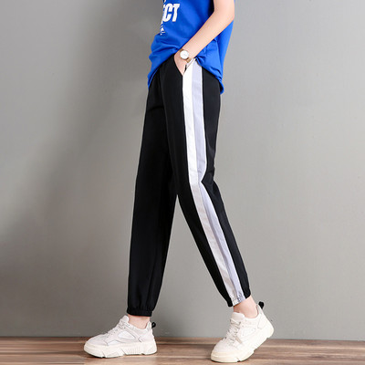 Casual γυναικείο παντελόνι με μπορντούρα - μαύρο και ροζ χρώμα