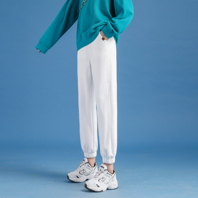 Απλό μοντέλο γυναικείο αθλητικό παντελόνι με λάστιχο 