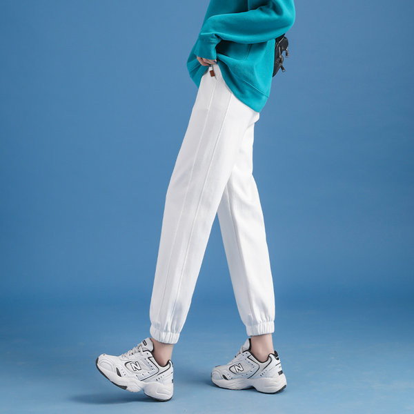 Απλό μοντέλο γυναικείο αθλητικό παντελόνι με λάστιχο 