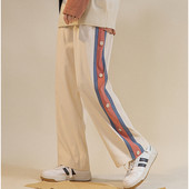 Sportske hlače s gumbima i rubovima