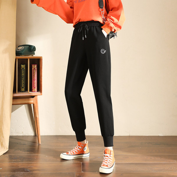 Casual παντελόνι με κέντημα