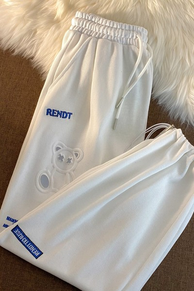 Спортен панталон с апликация и надпис 