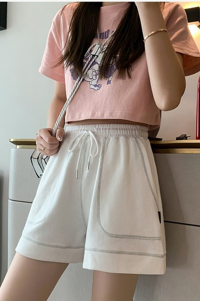 Спортни къси панталони с джоб и връзки за жени