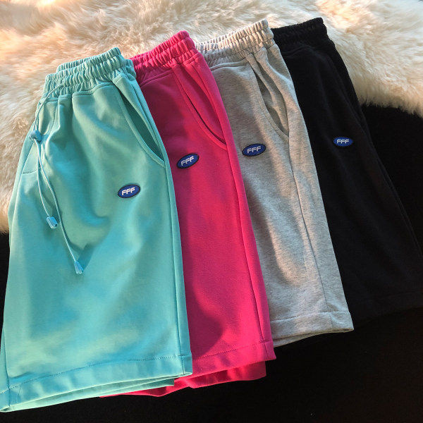 Αθλητικά casual σορτς για γυναίκες με επιγραφή