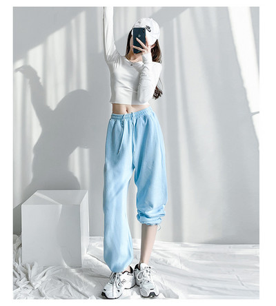 Sirge mudeliga spordipüksid naistele