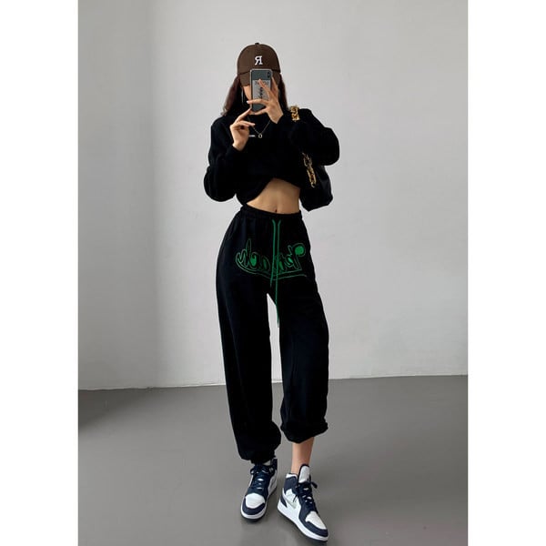 Νέο μοντέλο γυναικείο αθλητικό παντελόνι με στάμπα επιγραφής