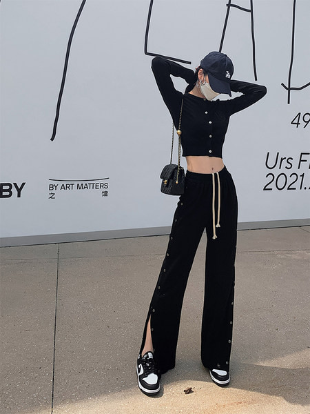 Casual γυναικεία φόρμαμε κουμπιά