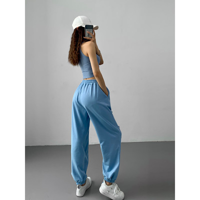 Αθλητικό παντελόνι με σκισμένα μοτίβα και κορδόνια