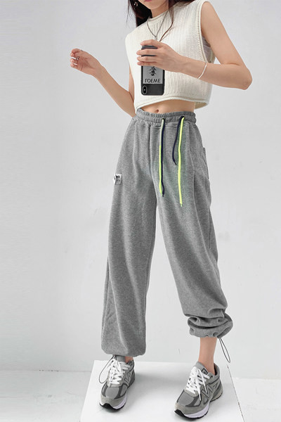 Дамски спортен панталон с ластична талия в два цвята