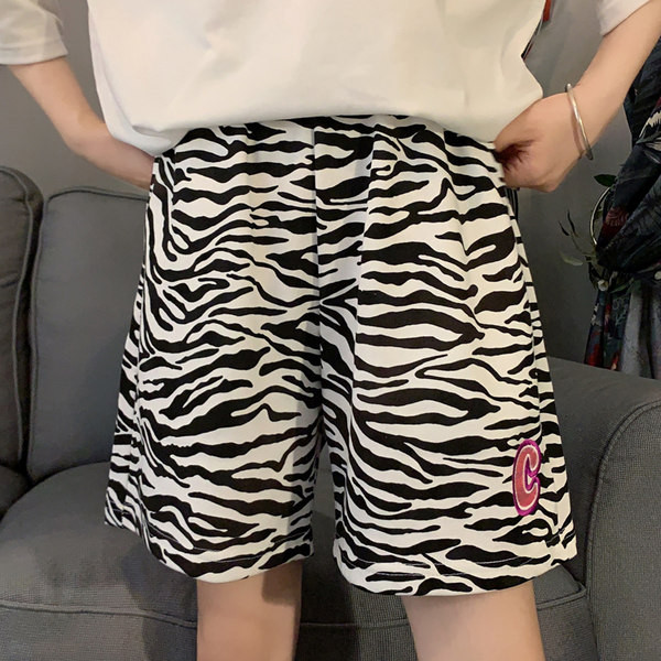 Ležerne ženske kratke hlače s vezom