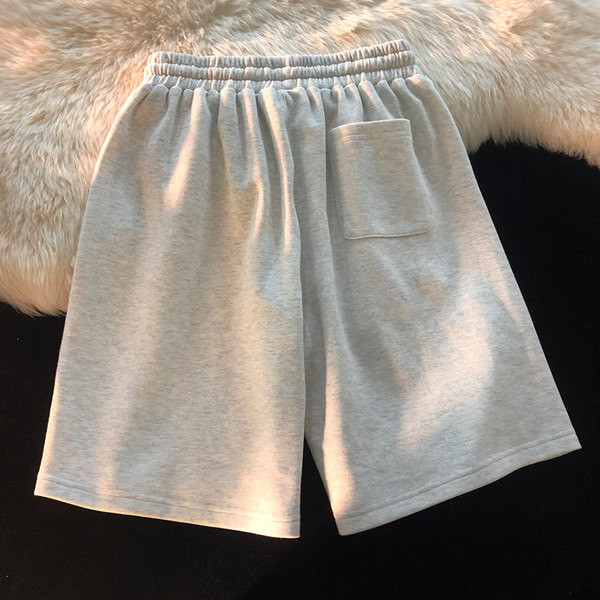 Дамски шорти с цветни копчета -черен и сив цвят