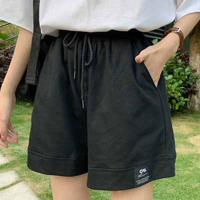 Sports casual σορτς για γυναίκες με έμβλημα και κορδόνια