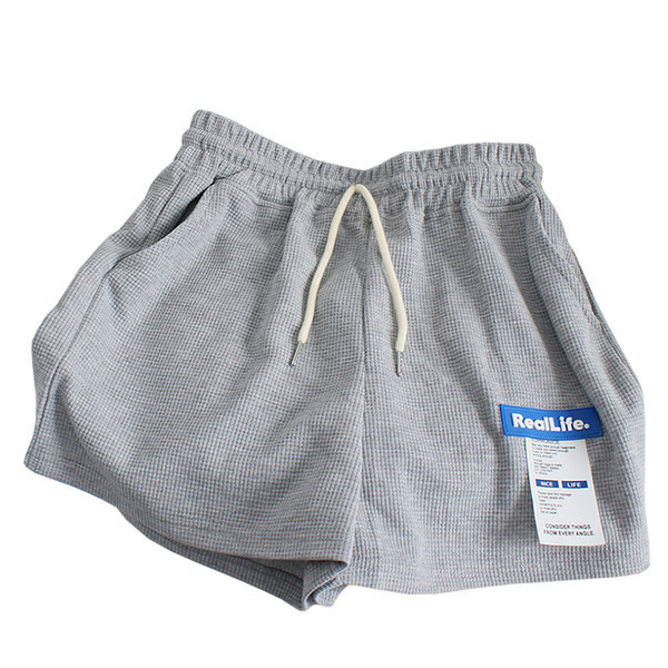 Σορτς με έμβλημα και ελαστική μέση