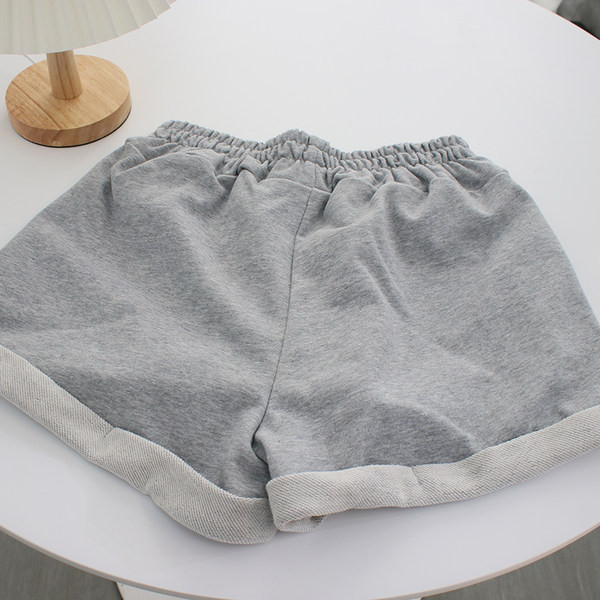 Γυναικείο σορτς με κορδόνια και λάστιχο στη μέση