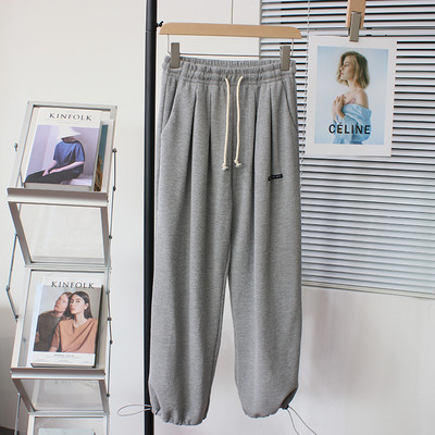 Γυναικεία αθλητική φόρμα με ελαστική μέση και κορδόνια