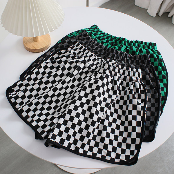 Къси карирани шорти с ластик на талията