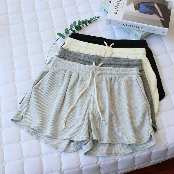 Γυναικείο βαμβακερό αθλητικό σορτς με κορδόνια και τσέπες