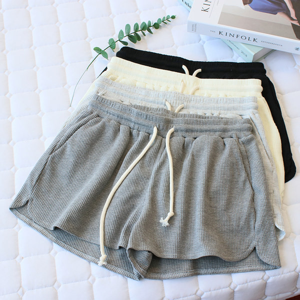 Γυναικείο βαμβακερό αθλητικό σορτς με κορδόνια και τσέπες