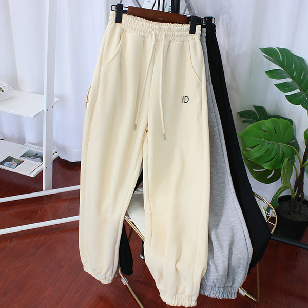 Спортен панталон с ластична талия и джобове 