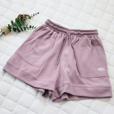 Γυναικείο βαμβακερό κοντό σορτς με έμβλημα και κορδόνια