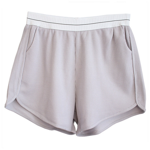 Нов модел дамски къси панталони с джобове -три цвята