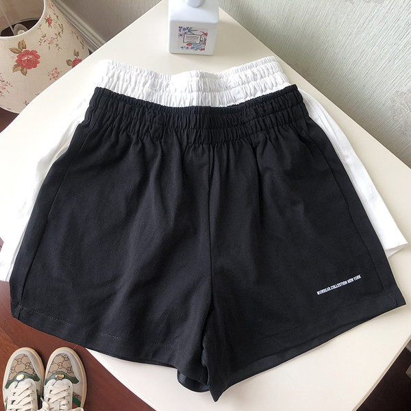 Κοντό γυναικείο βαμβακερό σορτς