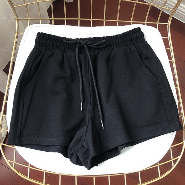 Βαμβακερό σορτς με ελαστική μέση και κορδόνια