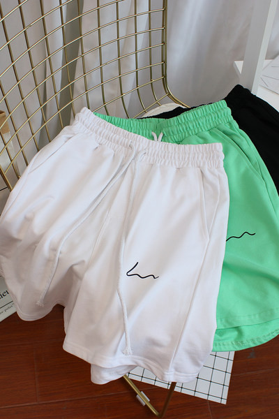 Casual αθλητικό φαρδύ σορτς για γυναίκες