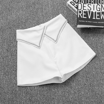 Naiste kõrge vöökohaga lühikesed püksid - kolme värvi