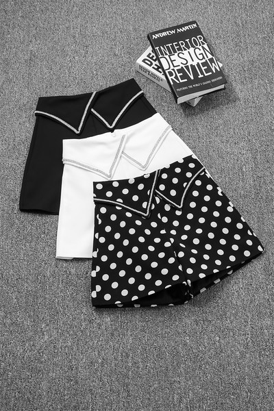 Naiste kõrge vöökohaga lühikesed püksid - kolme värvi