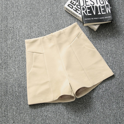 Ανοιξιάτικο-φθινοπωρινό σορτς με τσέπες