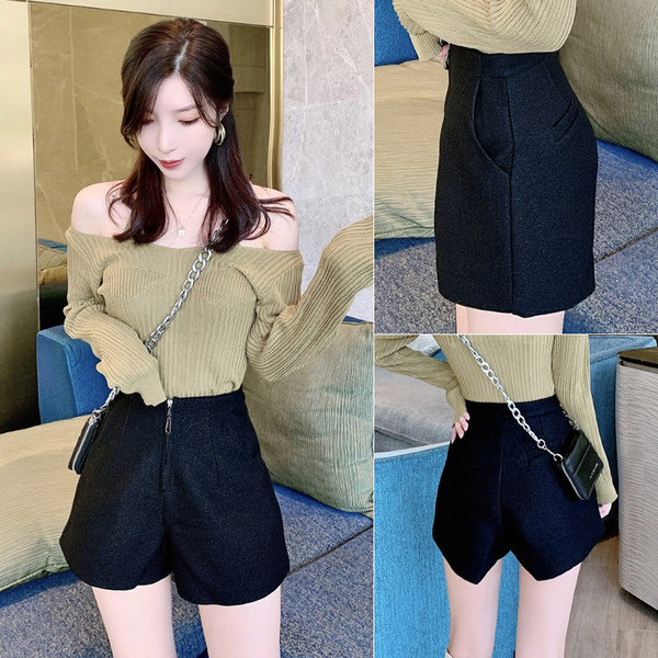 Moodsad naiste lühikesed püksid lukuga-must värvi