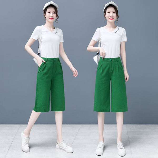 Дамски къс панталон прав модел с висока талия 