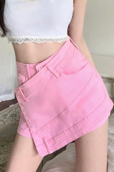 Ασύμμετρο σορτς με ψηλή μέση