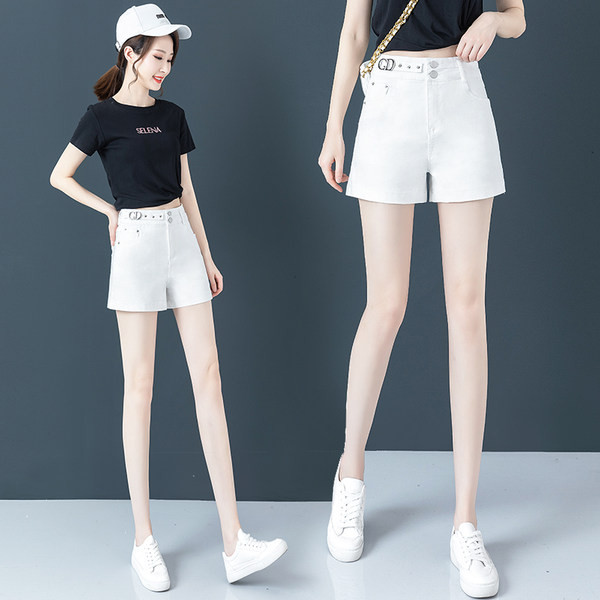 Ψηλόμεση σορτς και κουμπιά - για γυναίκες