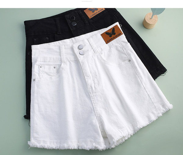 Τζιν σορτς με κρόσσια