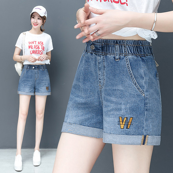 Ležerne traperice s elastičnim strukom i vezom